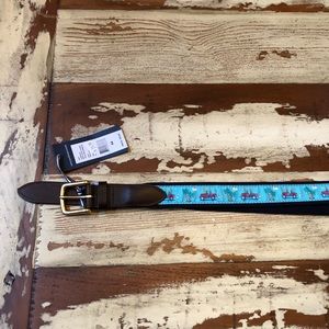 Awesome Vineyard Vines Belt. Beach Jeeps size 44